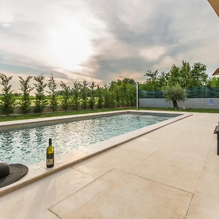 Nikoleta, Discover Your Paradise In Istria *